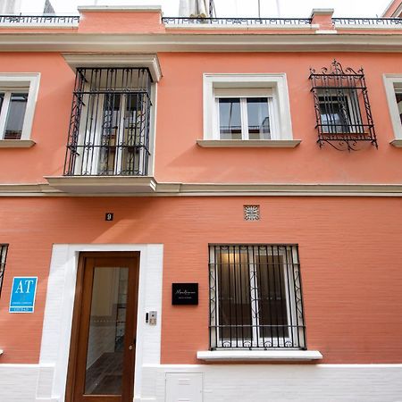 Suites Maestranza Santas Patronas - Penthouse With Jacuzzi And Parking Seville Exterior photo